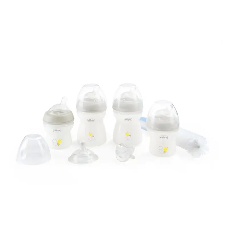 Set biberoane, Chicco, Include 2 x biberoane 150 ml, 2 x biberoane 250 ml, 1 x tetina, 1 x suzeta, 1 x perie de curatare, Silicon, 0 luni+, Transparent