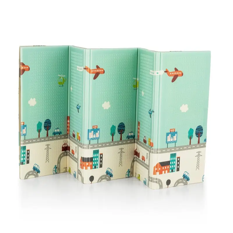 Covoras de joaca, Petite&Mars, Reversibil, Include geanta pentru transport, Pliabil si impermeabil, Non-toxic, 197 x 147 x 1 cm, Oras, 0 luni+, Multicolor