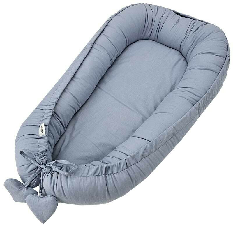 Cosulet bebelus, Feedo, Pentru dormit, joaca, protectie in patut, Baby Nest 90x60 cm, Din bumbac 100%, Design cu inimioare, Albastru