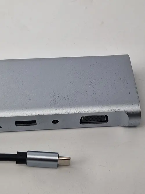 Docking station Gembird 8-in-1, USB-C, USB-A 3.1 x 4, HDMI x 1, DP x 1, VGA x 1, RJ45 x 1, PD 60 W, SD, microSD, Audio, Argintiu, A-CM-COMBO8-01