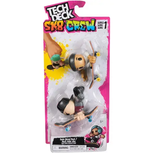 Set 2 Tech Dech Sk8 Crew - Placa si figurina 9.6 cm, Sapca neagra si casca neagra
