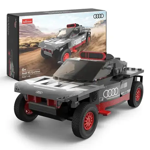 Masinuta construibila Audi RS Q E Tron, scara 1 la 30