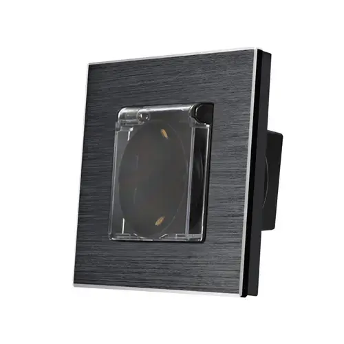 Priza Simpla cu Capac de Protectie LUXION cu rama din aluminiu