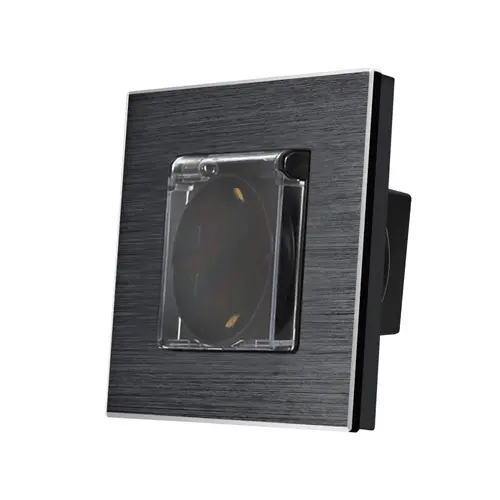 Priza Simpla cu Capac de Protectie LUXION cu rama din aluminiu
