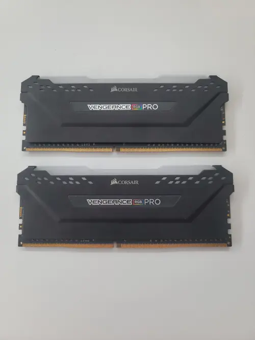 Memorii Corsair Vengeance RGB PRO 16GB(2x8GB), DDR4, 3200MHz, CL16, Dual Channel