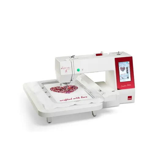 Masina de brodat Elna eXpressive 830L CE, 180 modele broderii, 6 fonturi, 1 alfabet, 860 ipm, Ecran LCD (Alb)