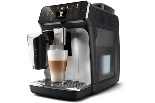 Espressor automat Philips EP5546/70 Seria 5500, 15 bari, solutie de lapte LatteGO, 20 tipuri de bauturi, Ecran tactil, Tehnologie  SilentBrew, Rasnita ceramica, Functie QuickStart (Negru/Argintiu)