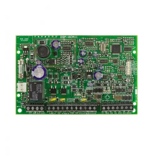 Modul de control acces: 4 fire conexiuni pentru 1 uşă: cititor de cartela, REX, contact de usa şi iesire de yala; compatibil cu cititoarele Wiegand 26-bit sau Paradox pe 4 fire: R910 / R915; acces cu cartela şi/sau cod, cu cititorul R915