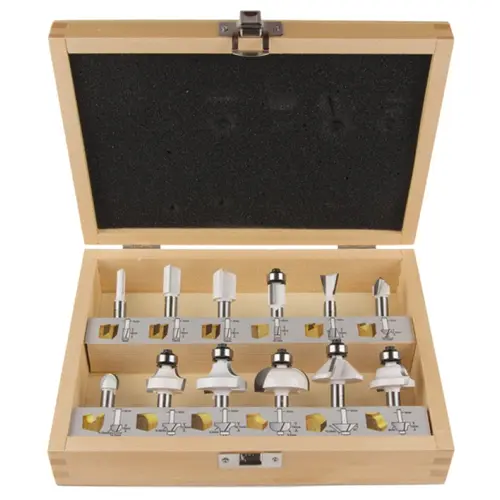 Set de 12 freze pentru lemn Makita D-53556