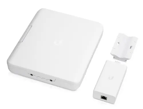 Carcasa Exterioara UniFi Switch Flex Utility Ubiquiti USW-Flex-Utility, Patch Cord si Injector PoE 60W incluse